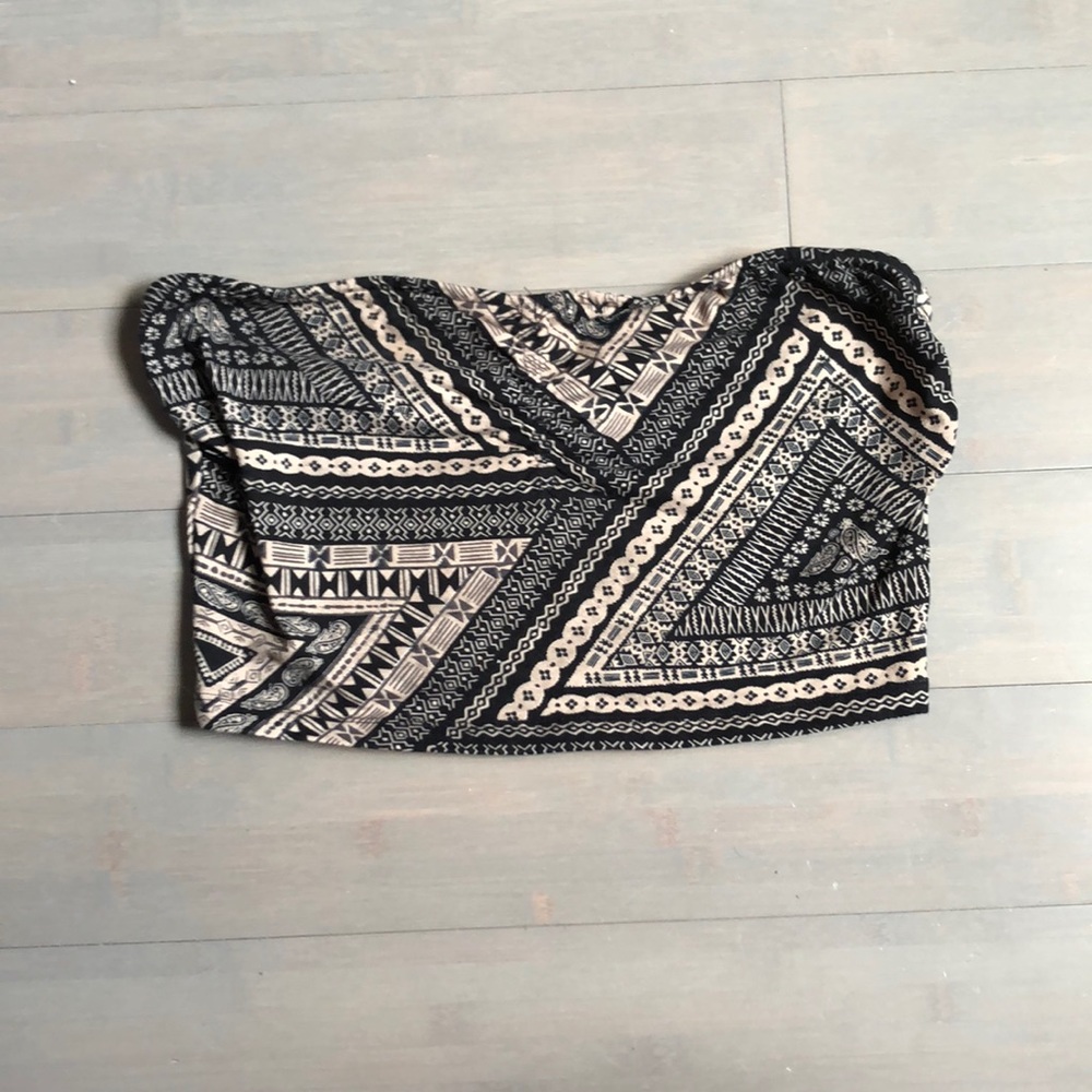 Multi pattern tube top